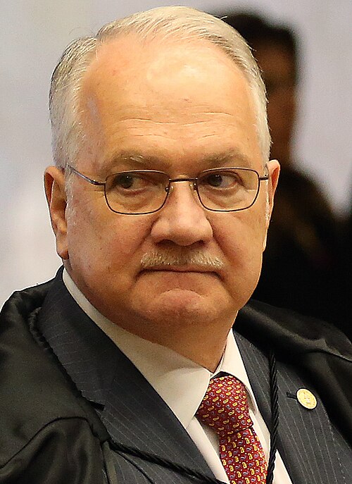 Fachin marca para 15 de setembro sessão do STF sobre mensagens entre Moraes e Vorcaro