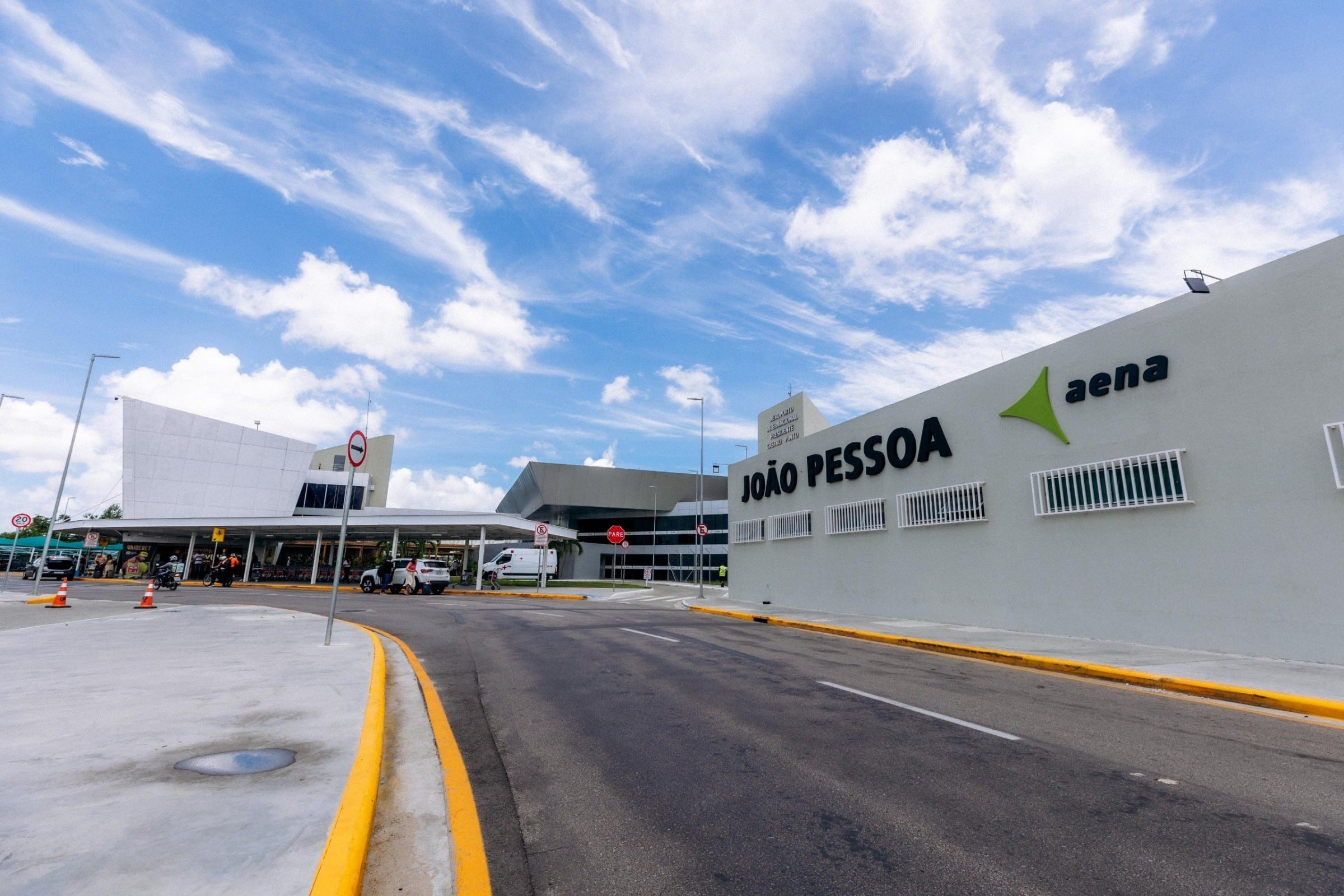 Aeroporto Castro Pinto