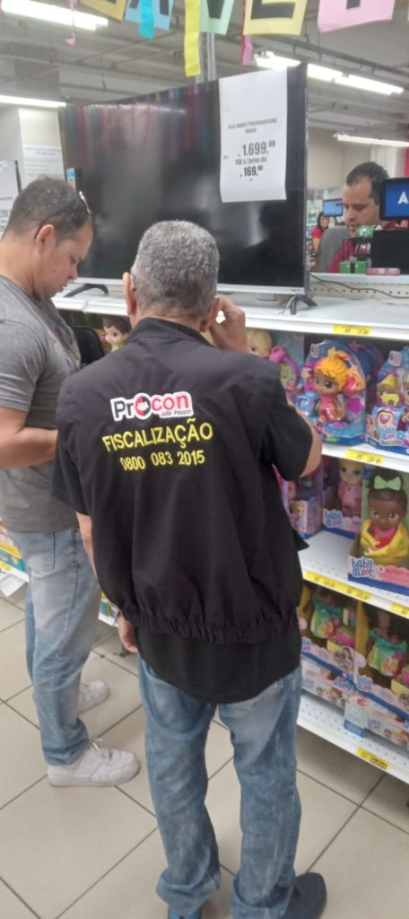 Procon-JP fiscaliza lojas de artigos infantis e divulga orientações para o Dia das Crianças