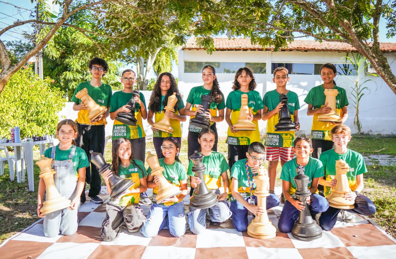 Seduc apresenta equipe de xadrez com 15 estudantes do Projeto Jogada de Mestre em Campina Grande