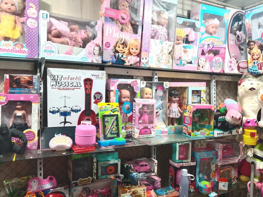 Shoppings populares de João Pessoa têm brinquedos a partir de R$ 10 para o Dia das Crianças