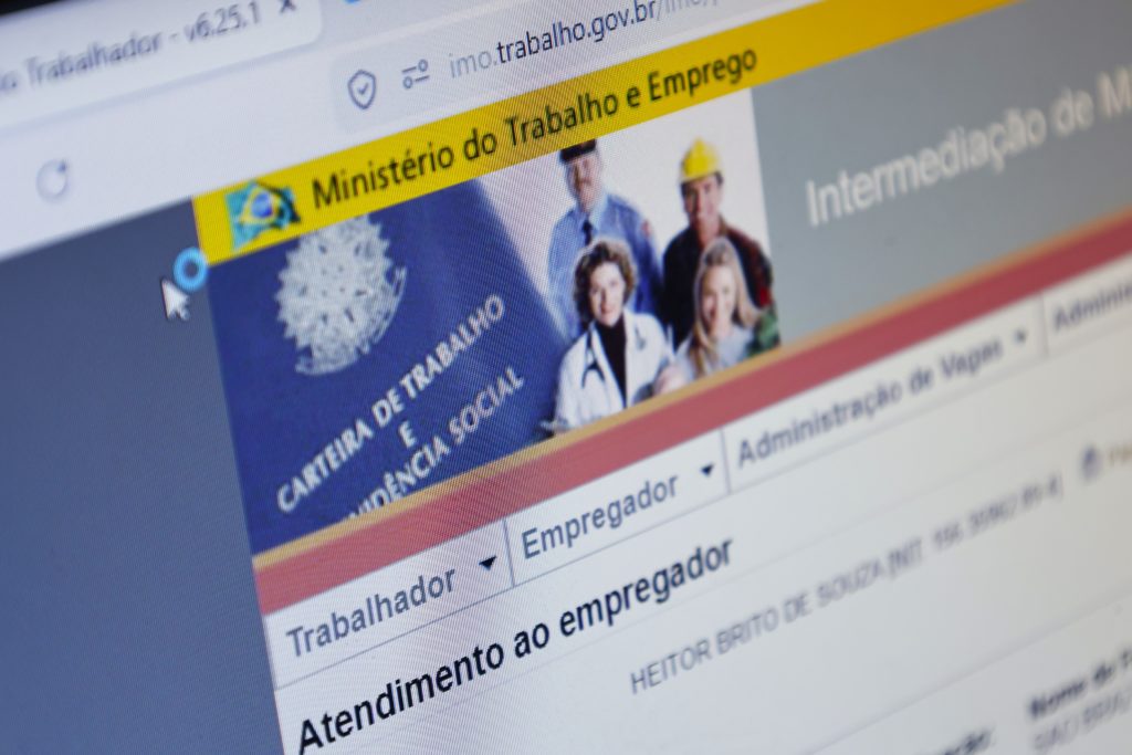 Sine-JP oferece 710 vagas de emprego de 28 de setembro a 2 de outubro